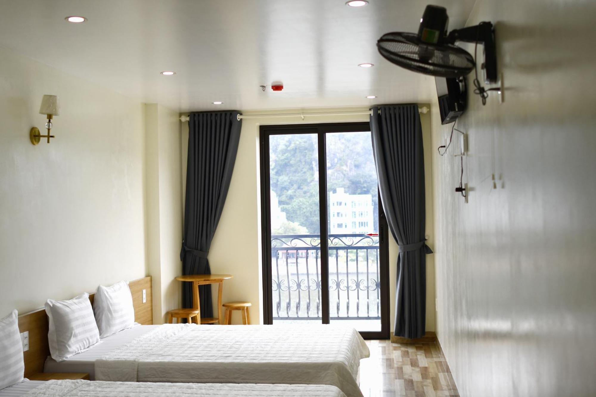 Sea Balcony Hotel Dong Khe Sau Exterior foto